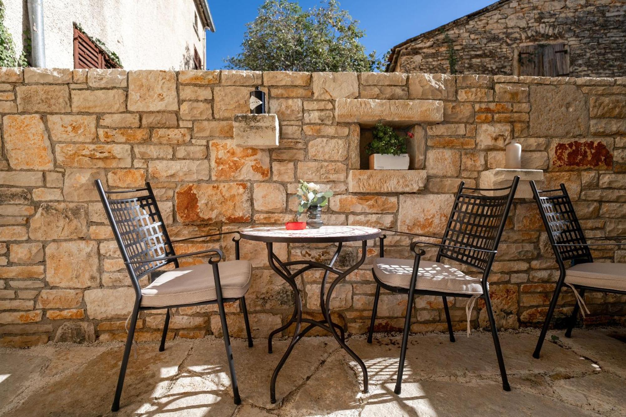 Della Croce Bed&Breakfast Svetvincenat Ngoại thất bức ảnh